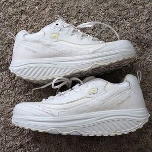 Skechers Shape-Ups Size 11